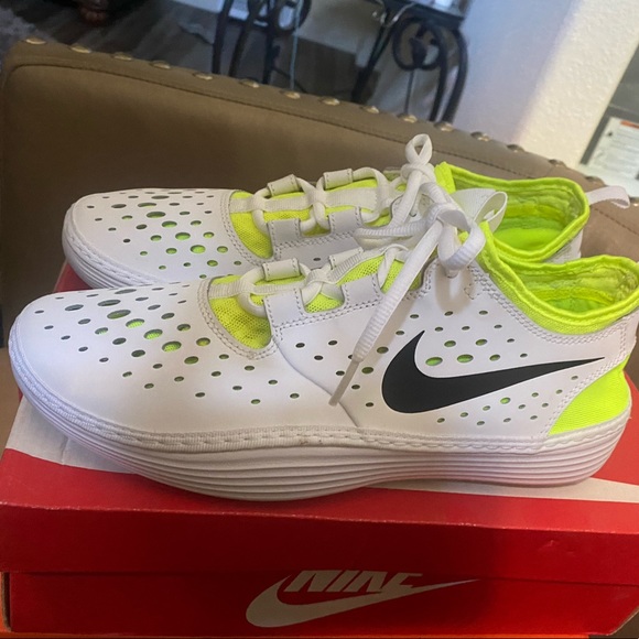 Nike women’s Solarsoft costa low. Size 9. New. Only tried on. VS top available! - Picture 4 of 10